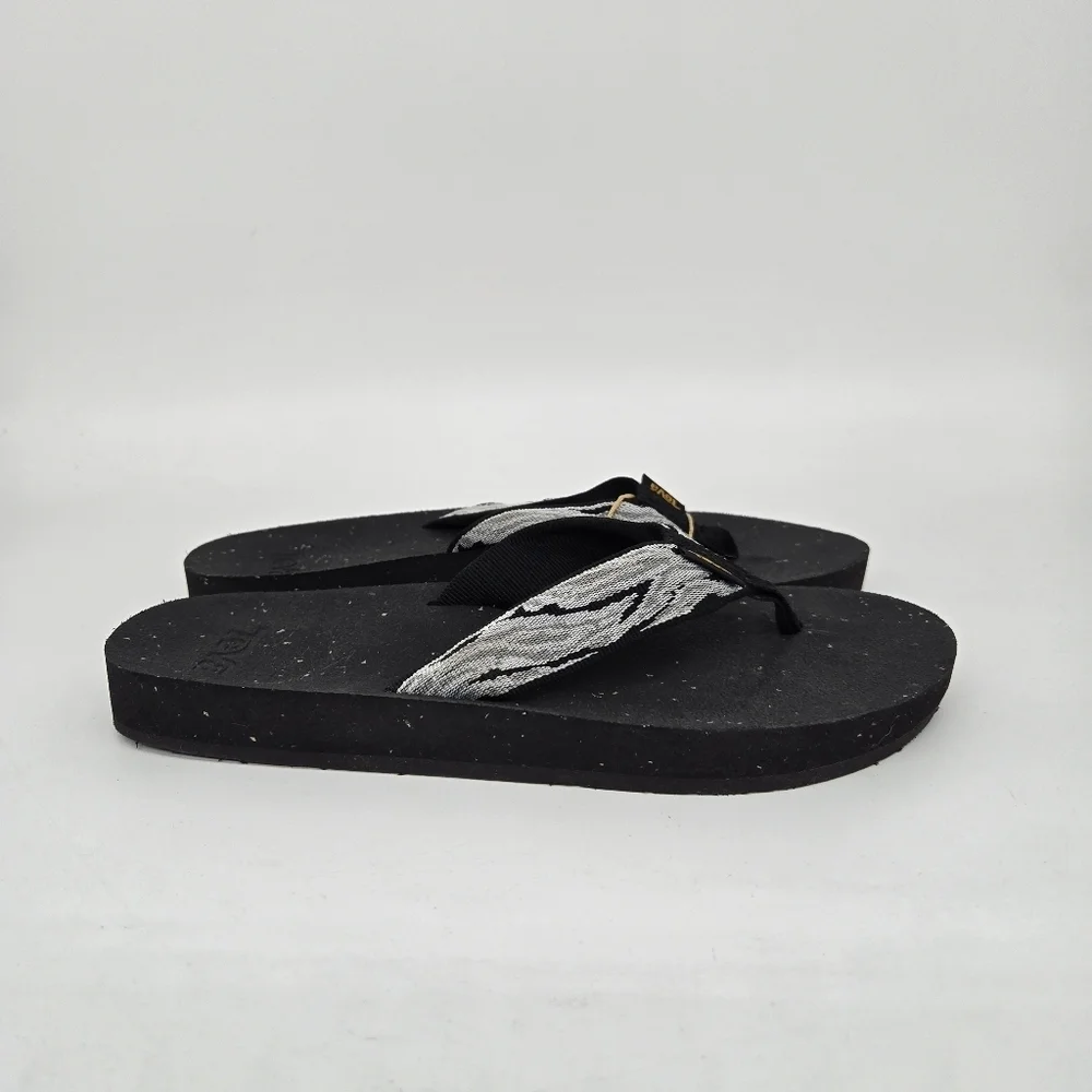 Teva Women's ReFlip Recycled Flip Flop Shoes Size 7 - Picture 3 of 8
